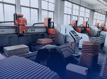 Automatic Luggage Cutting Process